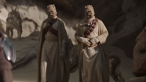 Rey having fun with the Tusken Raiders again. [Negisaray].